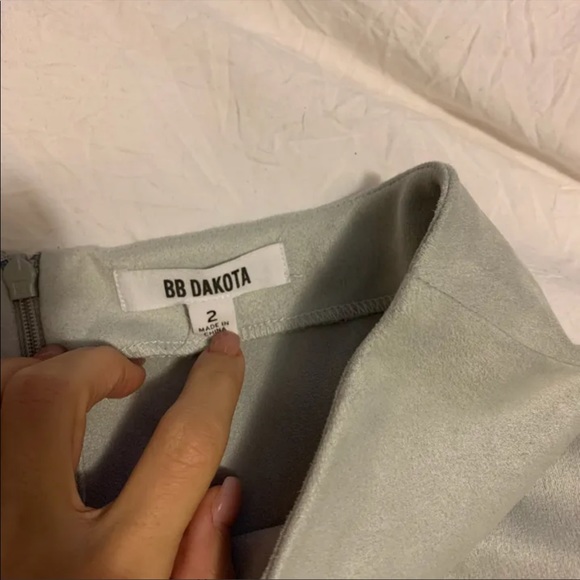 BB Dakota skirt - Picture 2 of 3